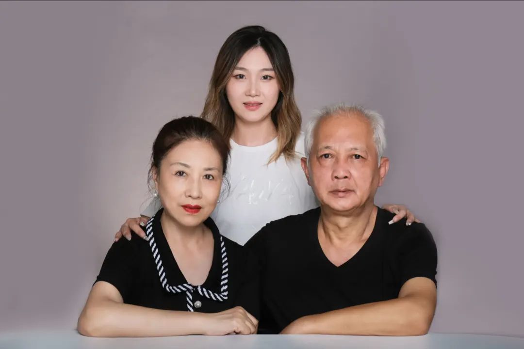 中核五公司孫曉鷗家庭榮獲“上海市最美家庭”